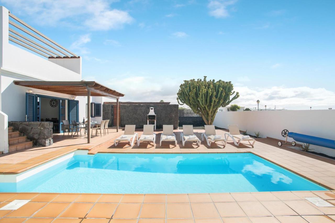 Villa Alegranza Playa Blanca  Exterior photo